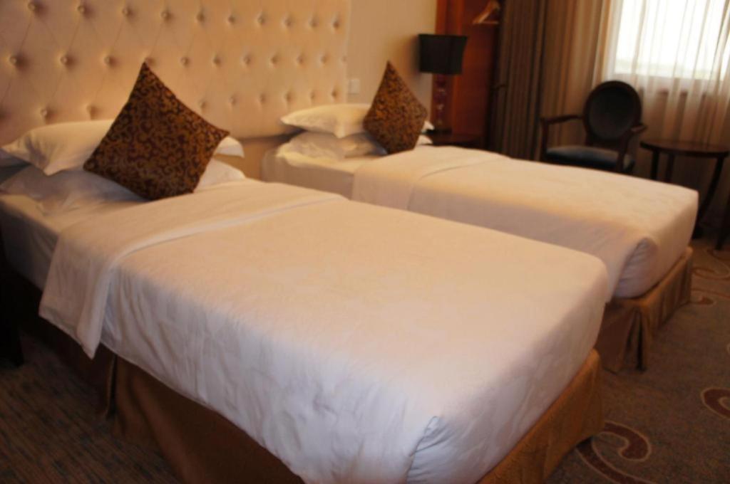Dork Jumpa Hotel Виентиане Екстериор снимка
