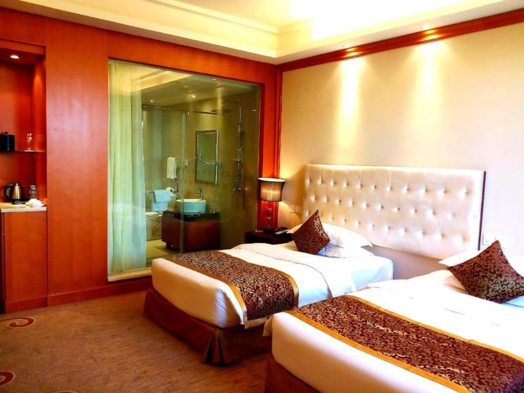 Dork Jumpa Hotel Виентиане Екстериор снимка